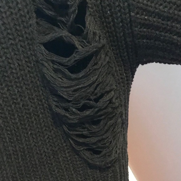 ▪️Closeout! 2 S/M left! Quality Soft Gray Cardigan - Picture 4 of 6